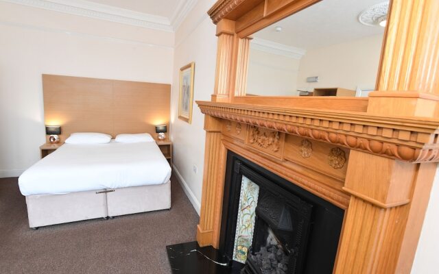 Rooms at the Royal