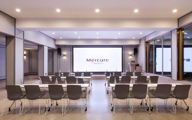 Mercure Qingdao Downtown