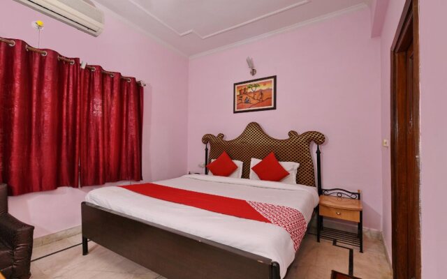 Hotel City Palace by OYO Rooms