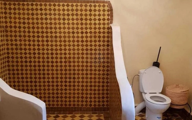 Chez Tihri