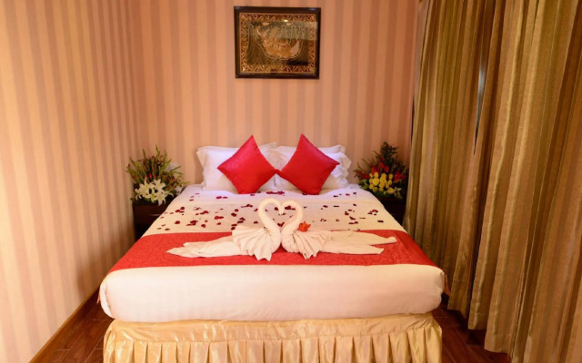 Yadanar Theingi Hotel
