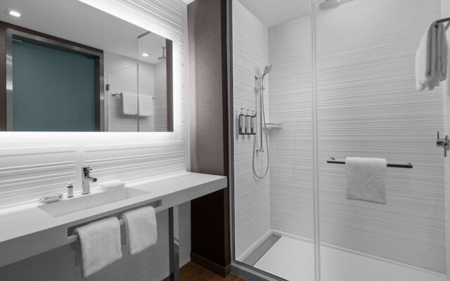 AC Hotel by Marriott Clearwater Beach