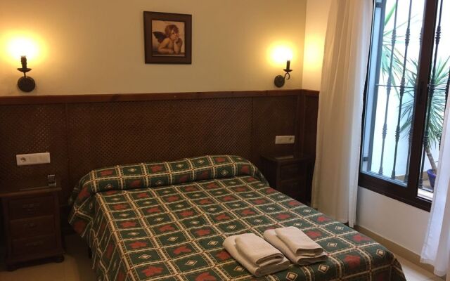 Easy Nerja Guesthouse