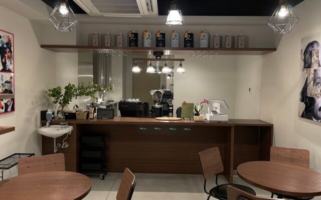 Nplushotel higasikanda