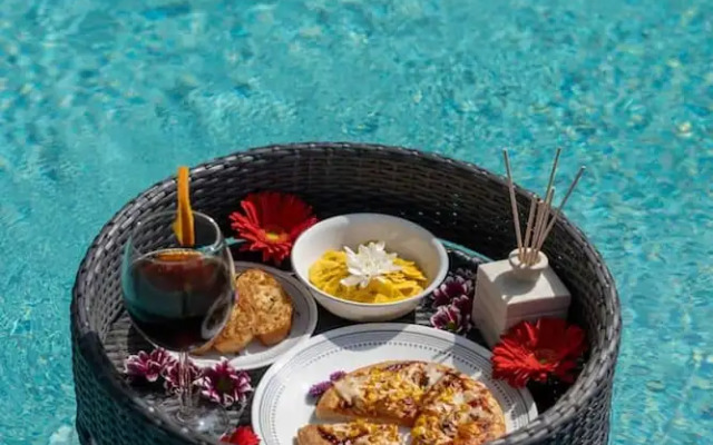 Luxury 4bhk Pool Villa - Sunset View