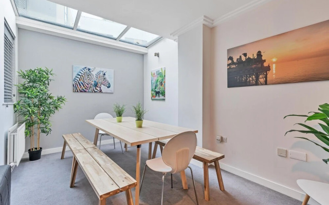 Brighton's Best BIG House