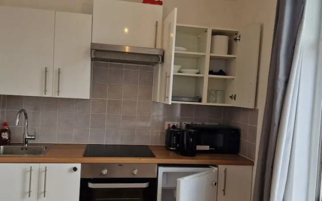 Urban Retreat Studio Apartment in London