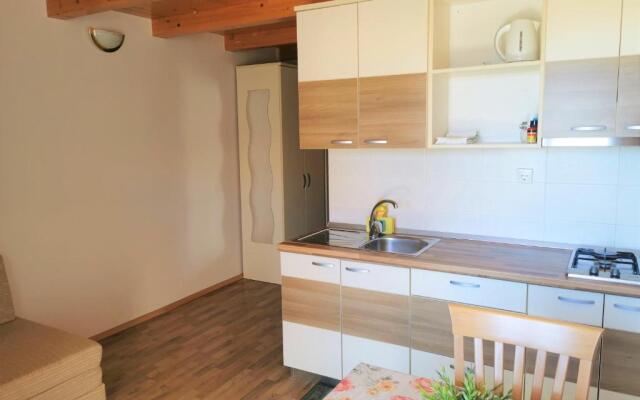 Lenka Apartments II