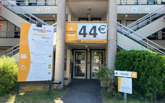 Premiere Classe Bourges (6 kms du centre-ville)