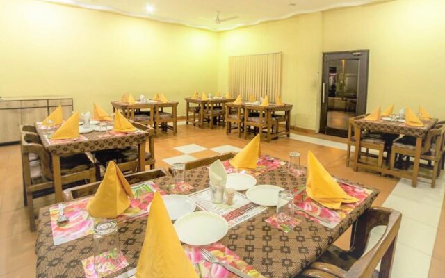 Hotel Empire Gandhidham