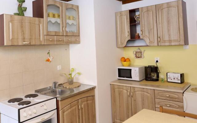 Apartment & Rooms Savonari