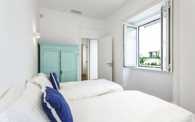 Chalet Estoril Luxury Apartments