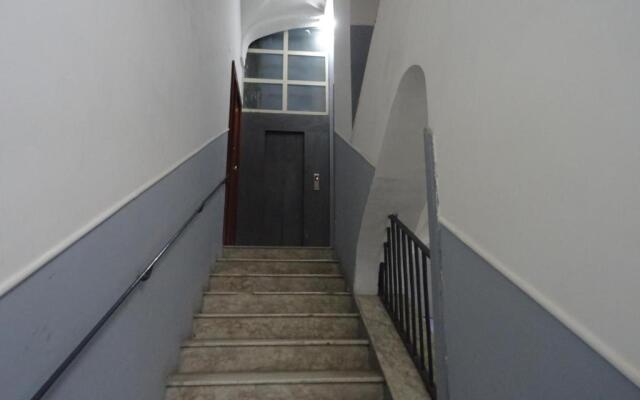 Panto' apartment 2 steps to Toledo street