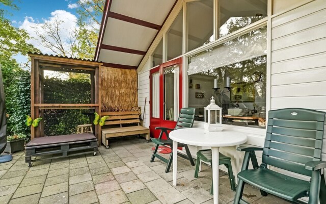 Secluded Holiday Home in Holten near Forest