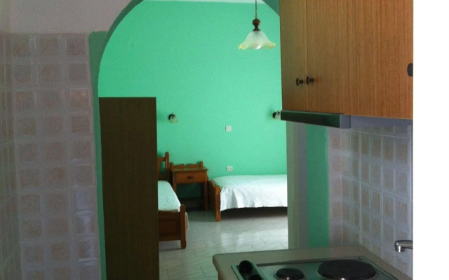 Free Sun Rooms and Apartments