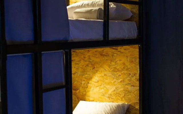 Bedway Athens Hostel