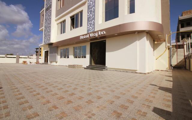 Hotel Vraj Inn