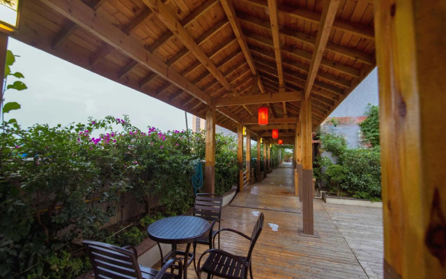 Aishang Hotel