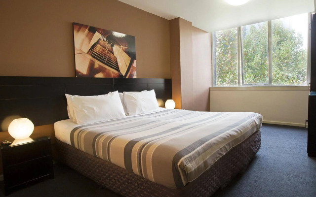Nomads Melbourne Backpackers