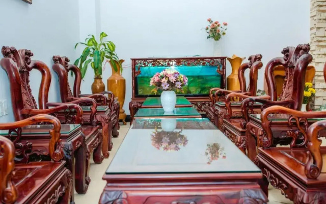 Hoang Van Hotel