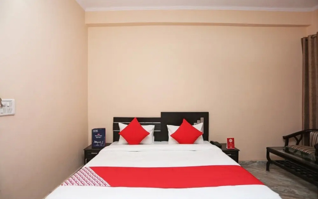 Hotel Krishna Greens By OYO Rooms