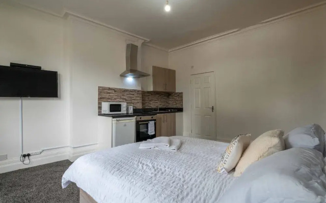 Inviting 1-bed Studio2 in Coventry