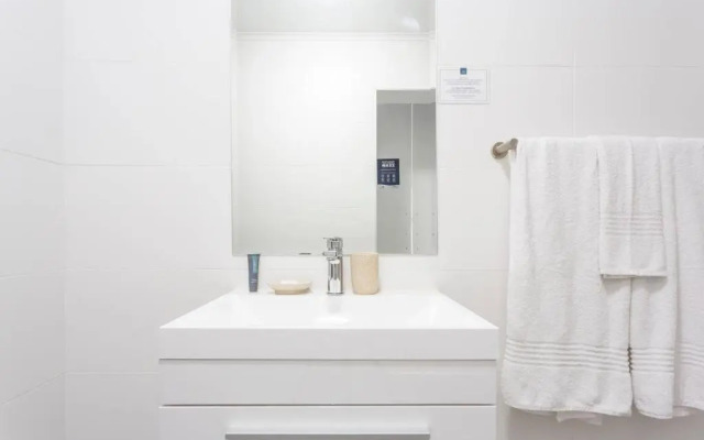 The Paragon KAHLÚA Modern Open Plan Centrally Located