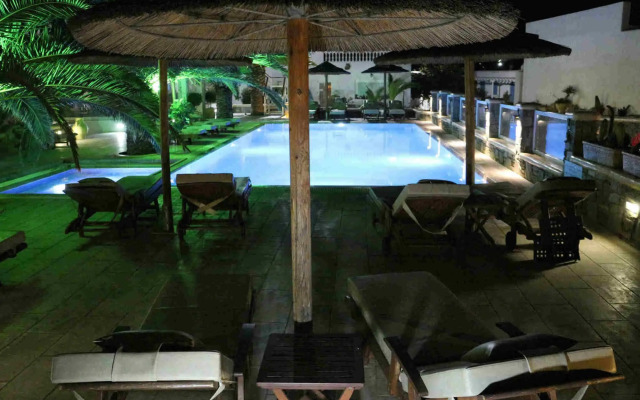 Petinaros Hotel