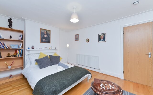 Raspberry Lodge