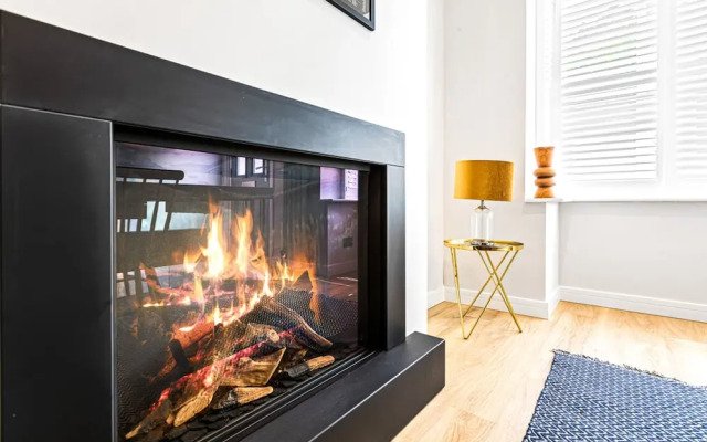 Salt House - From 150 Per Night