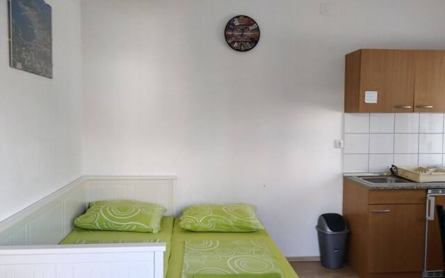 Lovely one Bedroom Apartment Mary in the Center