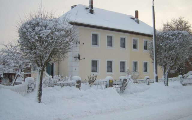 Welcoming Apartment With Garden, Terrace, Barbecue