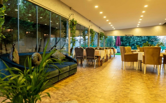 MOX Hotel