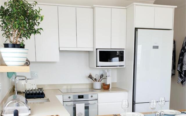 Oceans Guest House & Luxurious Apartments