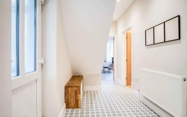 Seascape Retreat - 3 Bedroom Flat - Porthcawl