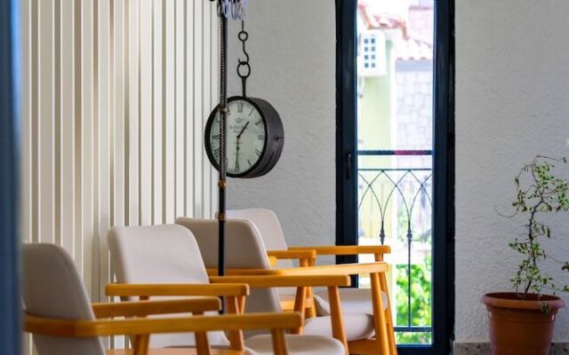 Cemal Alaçatı Hotel