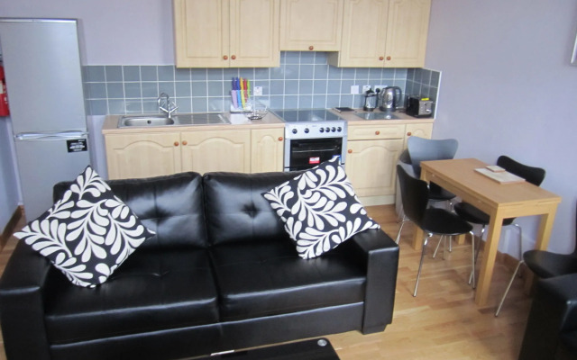 Hogg & Mitchells Apartments