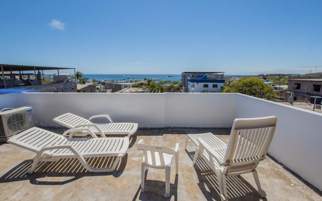 Hostal Tongo Reef