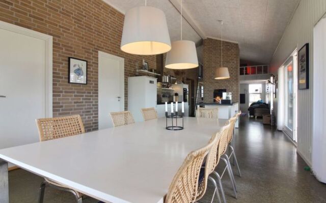 "Hening" - 375m from the sea in NW Jutland