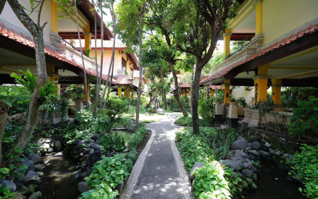 Royal Hotel and Villa Bali