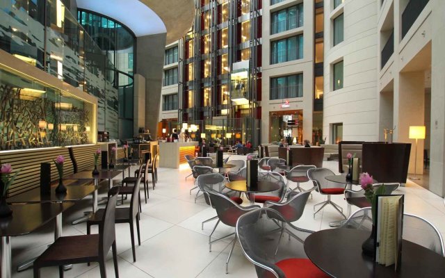 Radisson Collection Hotel, Berlin