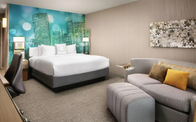 Courtyard by Marriott Indianapolis at the Capitol