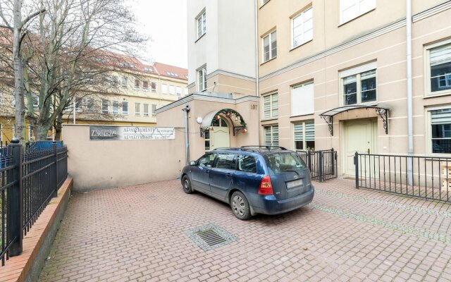 Ogarna Old Town Apartments by Renters