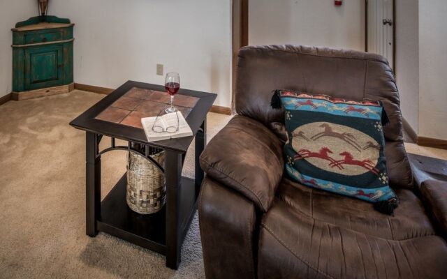 Angulo - Three Bedroom Cabin