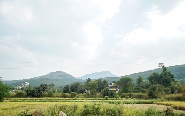 OYO 22558 Hotel Karan International