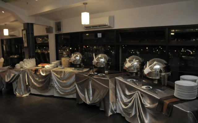 Whiz Hotel Sudirman Pekanbaru