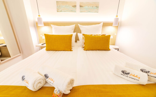 Hotel The Place - Adults Only