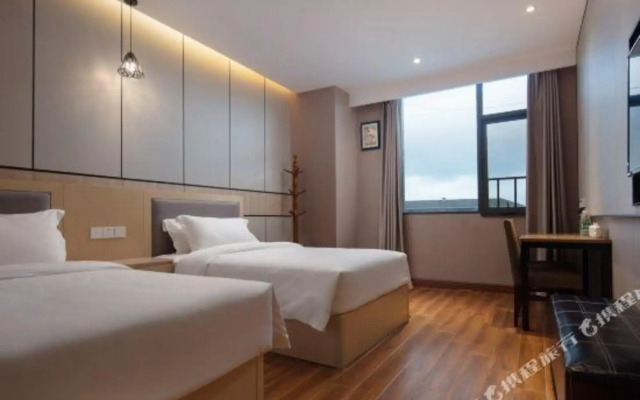 Wonder Hotel (Changsha Central South University Metro Station)