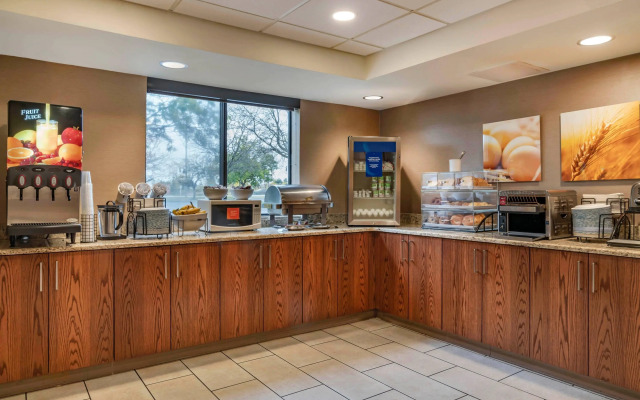 Comfort Inn University