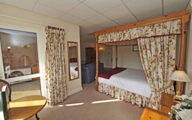 Oliver Cromwell Hotel
